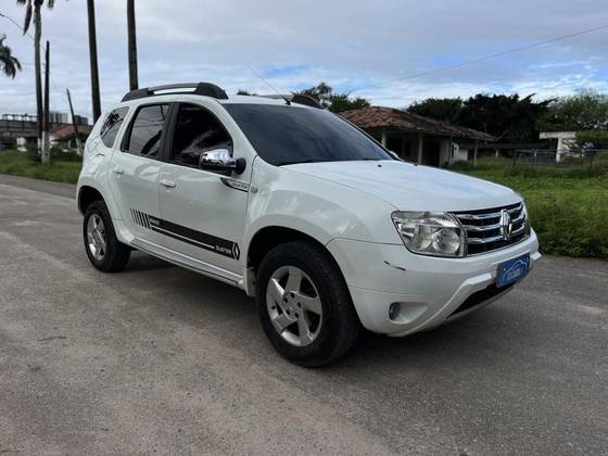 RENAULT DUSTER 1.6 OUTDOOR 4X2 16V FLEX 4P MANUAL RENAULT DUSTER 1.6 OUTDOOR 4X2 16V FLEX 4P MANUAL